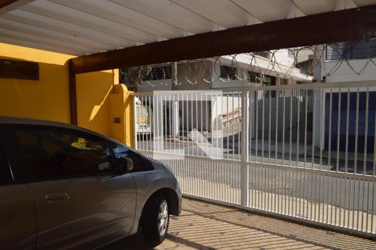 Garagem de casa à venda com 3 quartos, 111m² em Ipiranga, São Paulo