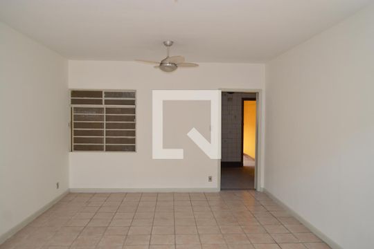 Sala  de casa à venda com 3 quartos, 111m² em Ipiranga, São Paulo