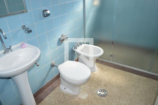 Banheiro  de casa à venda com 3 quartos, 111m² em Ipiranga, São Paulo