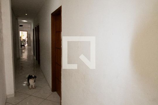 Corredor de casa para alugar com 3 quartos, 450m² em Cidade Ocian, Praia Grande