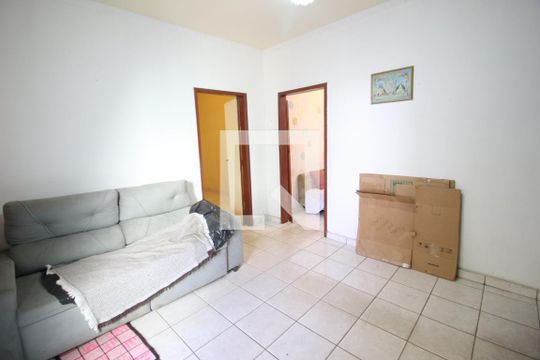 Sala de casa à venda com 2 quartos, 120m² em Cipava, Osasco