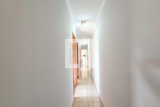 Corredor de casa à venda com 2 quartos, 285m² em Paulicéia, São Bernardo do Campo