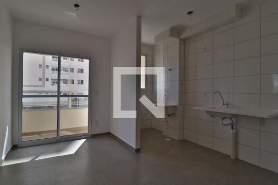 Apartamento para alugar com 2 quartos, 45m² em Gávea, Uberlândia