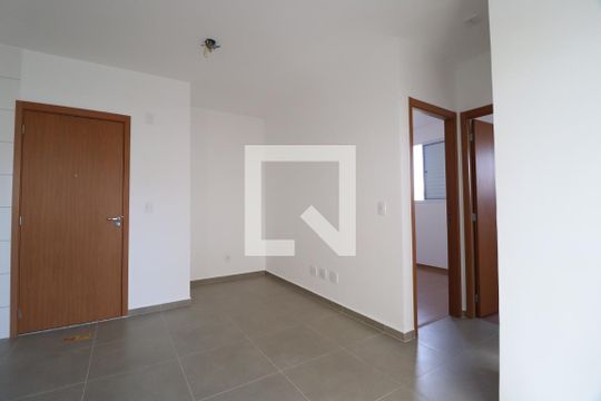 Sala de apartamento para alugar com 2 quartos, 45m² em Gávea, Uberlândia