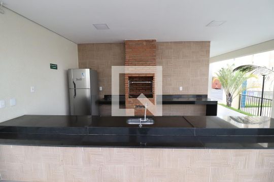 Área comum - Churrasqueira de apartamento para alugar com 2 quartos, 45m² em Gávea, Uberlândia