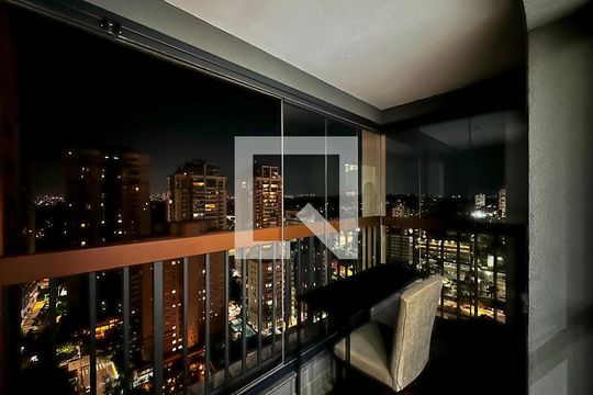 Sacada de kitnet/studio à venda com 1 quarto, 25m² em Brooklin, São Paulo