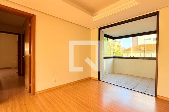 Sala de apartamento à venda com 3 quartos, 103m² em Petrópolis, Porto Alegre