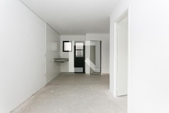 Apartamento à venda com 2 quartos, 40m² em Penha de França, São Paulo