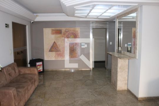 Hall social de apartamento para alugar com 3 quartos, 153m² em Santa Paula, São Caetano do Sul