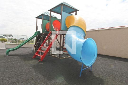 Área comum - Playground de apartamento para alugar com 2 quartos, 62m² em Capão Raso, Curitiba