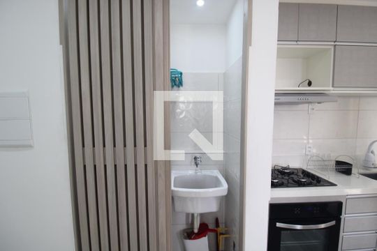 Sala/Cozinha de apartamento para alugar com 2 quartos, 52m² em Parada Inglesa, São Paulo