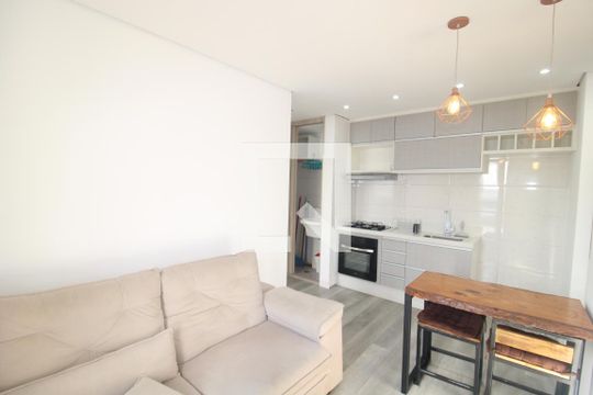 Sala/Cozinha de apartamento para alugar com 2 quartos, 52m² em Parada Inglesa, São Paulo
