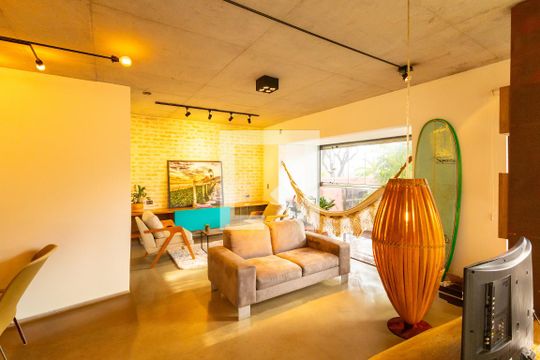 Sala de Tv de apartamento à venda com 1 quarto, 104m² em Santo Amaro, São Paulo