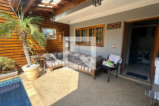 Casa à venda com 3 quartos, 192m² em Jardim Santo Antônio, Santo André