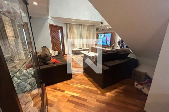Casa à venda com 3 quartos, 192m² em Jardim Santo Antônio, Santo André