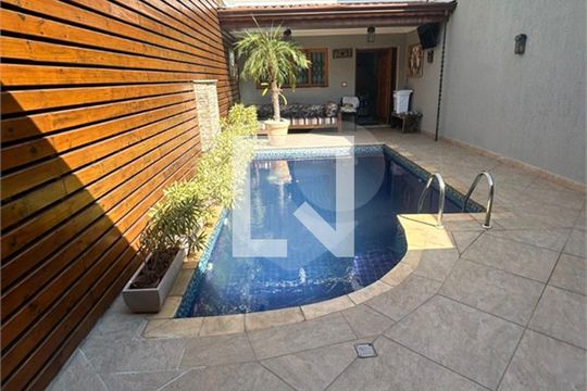 Casa à venda com 3 quartos, 192m² em Jardim Santo Antônio, Santo André