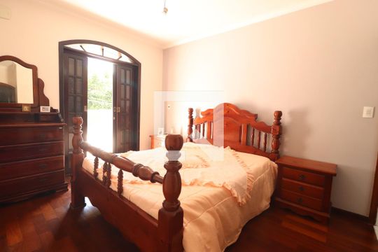 Quarto 1 suíte de casa à venda com 3 quartos, 180m² em Jardim Ana Maria, Santo André