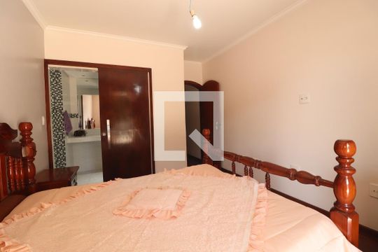Quarto 1 suíte de casa à venda com 3 quartos, 180m² em Jardim Ana Maria, Santo André