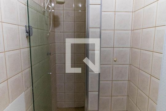 Banheiro da Suíte 3 de casa para alugar com 3 quartos, 130m² em Piratininga, Niterói