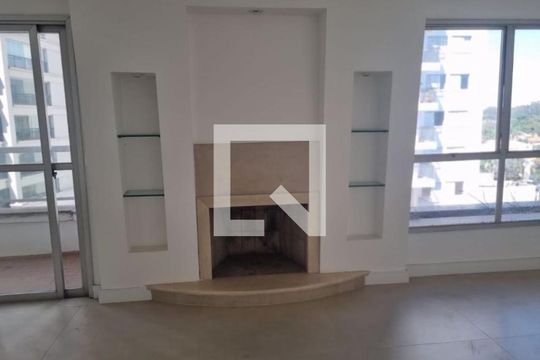 Apartamento para alugar com 4 quartos, 195m² em Jardim Paulista, São Paulo