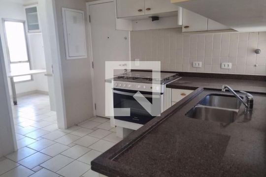Apartamento para alugar com 4 quartos, 195m² em Jardim Paulista, São Paulo