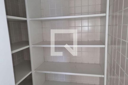 Apartamento para alugar com 4 quartos, 195m² em Jardim Paulista, São Paulo