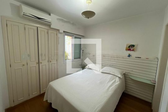 Apartamento à venda com 3 quartos, 190m² em Jardim das Acacias, São Paulo