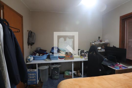 Quarto de casa à venda com 3 quartos, 200m² em Harmonia, Canoas
