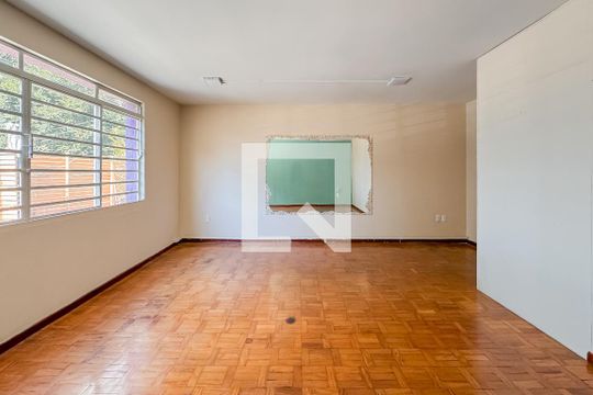 Sala de casa para alugar com 3 quartos, 227m² em Vila Mariana, São Paulo