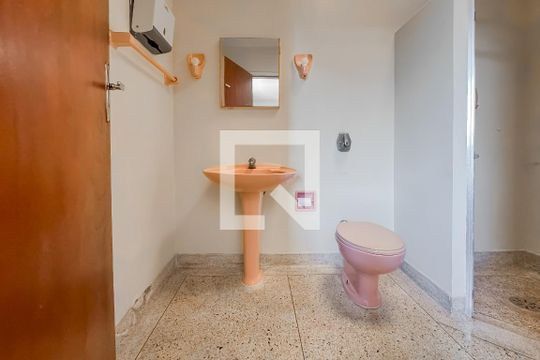 Banheiro da Suíte de casa à venda com 3 quartos, 227m² em Vila Mariana, São Paulo