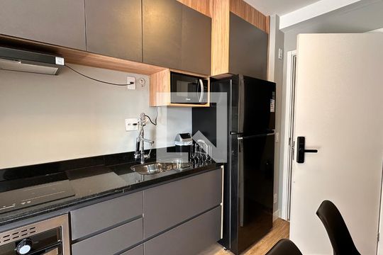 Studio de kitnet/studio para alugar com 1 quarto, 27m² em Santo Amaro, São Paulo