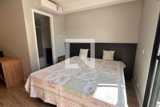 Studio de kitnet/studio para alugar com 1 quarto, 27m² em Santo Amaro, São Paulo