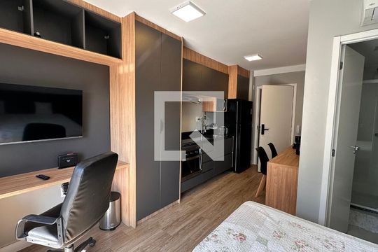 Studio de kitnet/studio para alugar com 1 quarto, 27m² em Santo Amaro, São Paulo