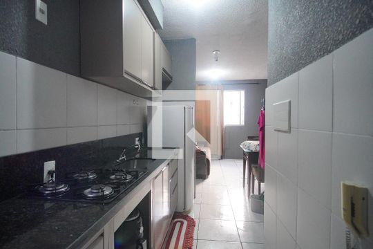 Cozinha de apartamento à venda com 2 quartos, 43m² em Santos Dumont, São Leopoldo