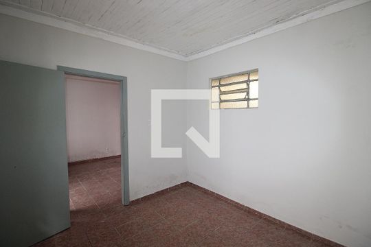 Quarto de casa para alugar com 1 quarto, 50m² em Osvaldo Cruz, Rio de Janeiro