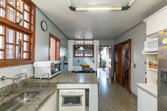 Cozinha de casa à venda com 4 quartos, 515m² em Belvedere, Belo Horizonte