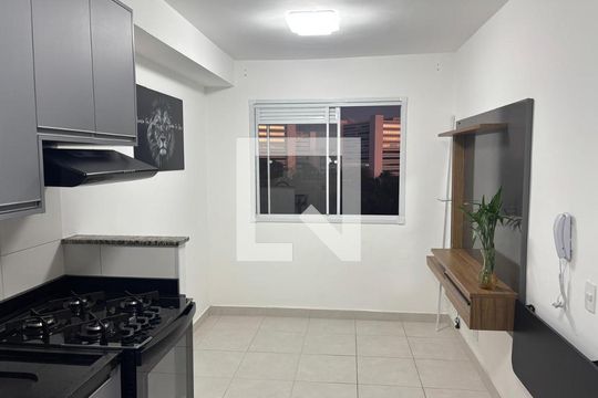 Apartamento para alugar com 1 quarto, 25m² em Jardim Mirante, São Paulo