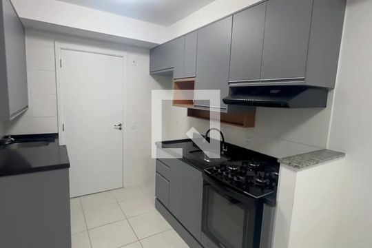 Cozinha e Área de Serviço de apartamento para alugar com 1 quarto, 25m² em Jardim Mirante, São Paulo