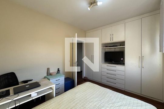 Foto 24 de casa à venda com 4 quartos, 264m² em Jardim Monte Azul, São Paulo