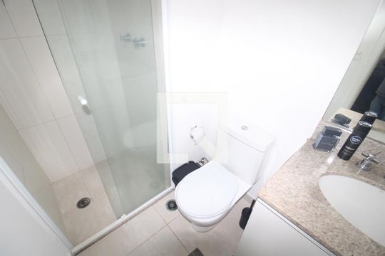 Banheiro Social 2 de apartamento à venda com 2 quartos, 66m² em Jardim São Paulo, São Paulo