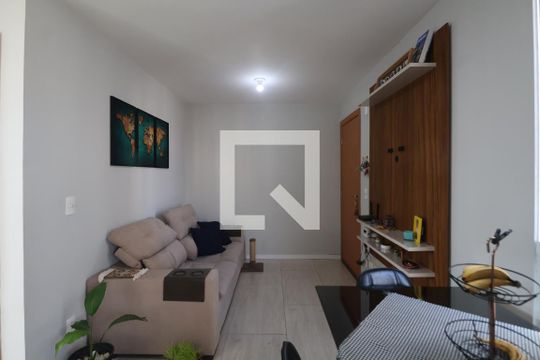 Sala de apartamento à venda com 2 quartos, 44m² em Estância Velha, Canoas