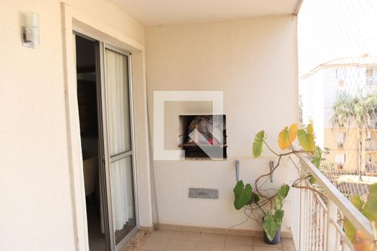 Varanda de apartamento para alugar com 2 quartos, 67m² em Setor Negrão de Lima, Goiânia