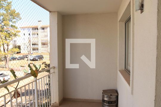 Varanda de apartamento para alugar com 2 quartos, 67m² em Setor Negrão de Lima, Goiânia