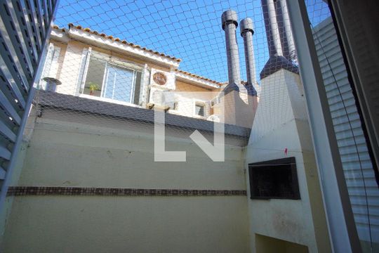 Quarto 1 - Vista de casa de condomínio à venda com 3 quartos, 72m² em Sarandi, Porto Alegre