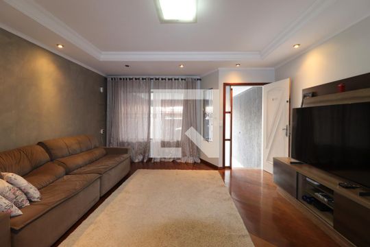 Sala de casa para alugar com 3 quartos, 190m² em Parque das Nações, Santo André