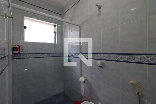 Banheiro da Suíte 1 de casa à venda com 3 quartos, 190m² em Parque das Nações, Santo André