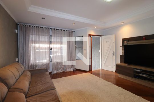 Sala de casa para alugar com 3 quartos, 190m² em Parque das Nações, Santo André