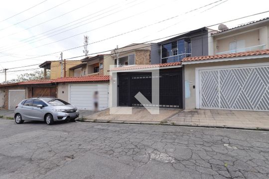 Fachada de casa à venda com 3 quartos, 190m² em Parque das Nações, Santo André