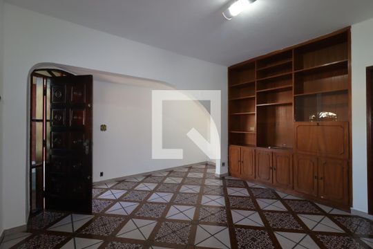 Sala de casa para alugar com 1 quarto, 90m² em Vila Pires, Santo André
