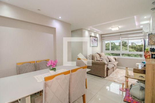 Apartamento à venda com 2 quartos, 56m² em São Sebastião, Porto Alegre
